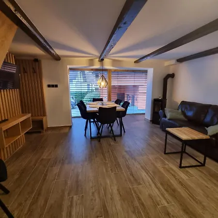 House Laura Holiday home Ziar